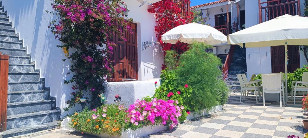 Amalthia Studios Skiathos Town Exterior photo